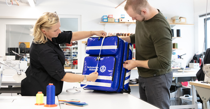 Bearbeitung einer Spezialtasche von Halfar
